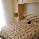 Flat With Terrace Near The Beach-beahost Apartmán