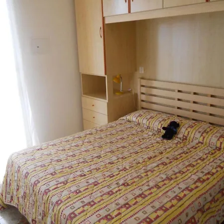 Flat With Terrace Near The Beach-beahost Apartment