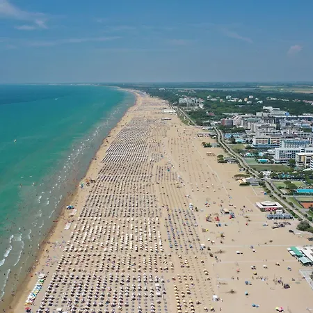 Flat With Terrace Near The - Beahost * Bibione