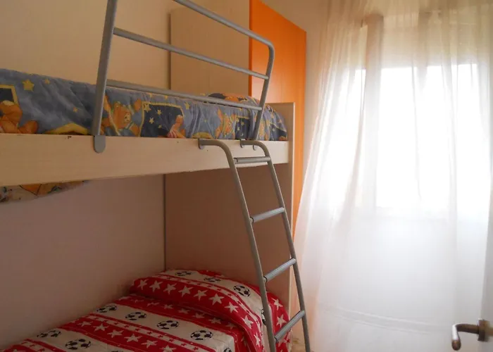 Apartment Flat With Terrace Near The Beach-beahost