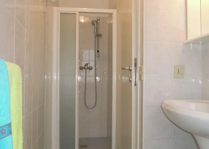 Flat With Terrace Near The Beach-beahost