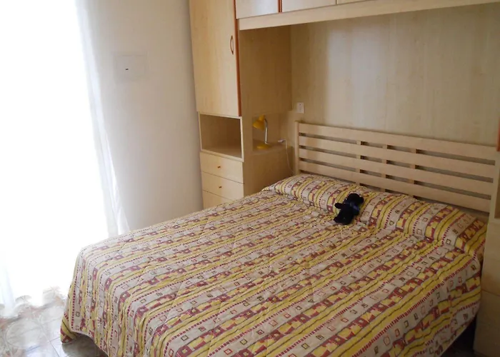 Apartment Flat With Terrace Near The Beach-beahost